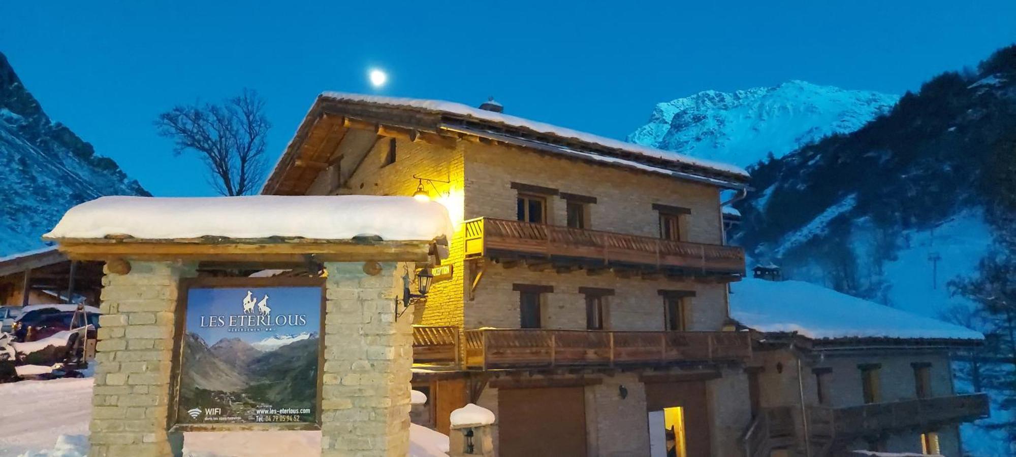 Chalet Les Eterlous บอนเนวัล-ซัวร์-อาร์ค ภายนอก รูปภาพ